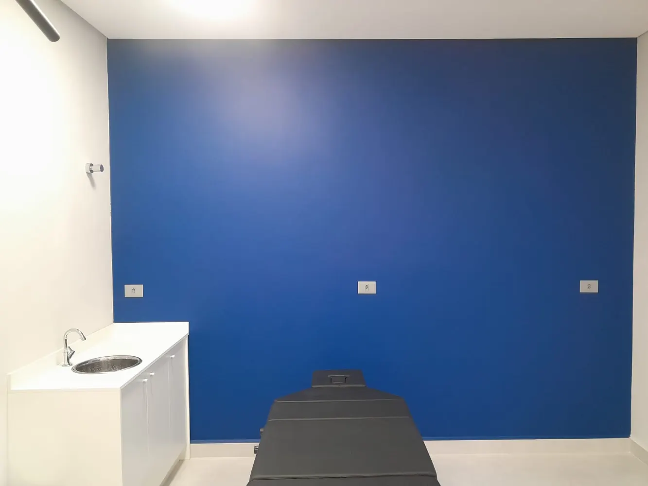 Sala comercial depois da pintura