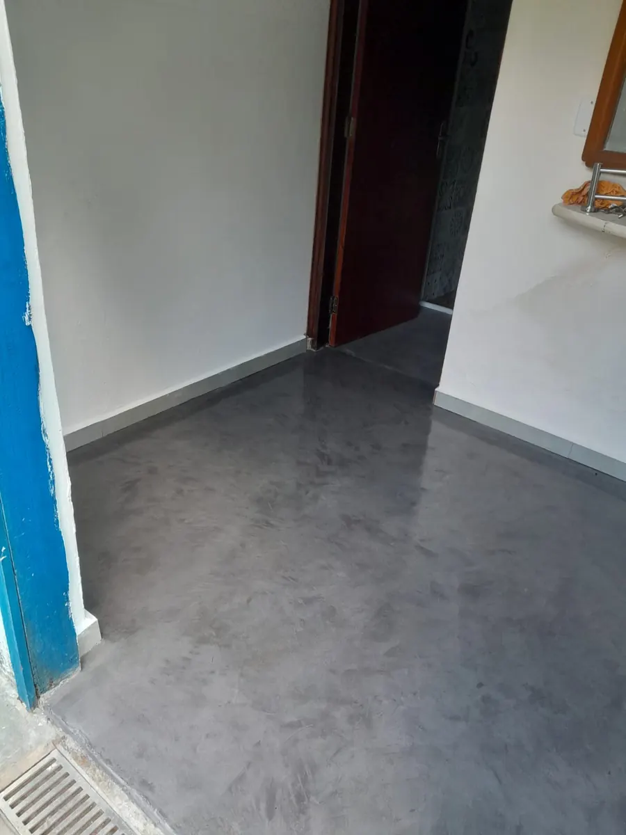 Piso em cimento queimado